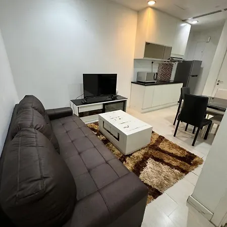 Convenient Klcc Apartment